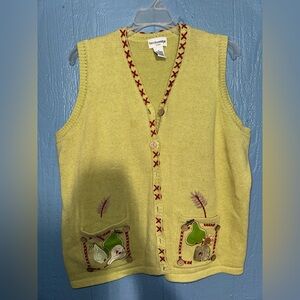 Breckenridge XL Yellow Sleeveless Cardigan with Embroidered Pockets
